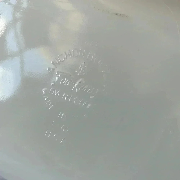 Vintage Anchor Hocking Fire King Vegetable Baking Dish - Picture 4 of 4